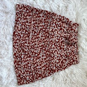 Red flower skirt size XS
